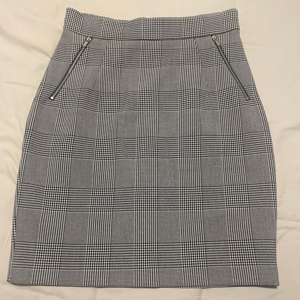H&M Pencil Skirt Houndstooth Size 8 - Picture 1 of 4